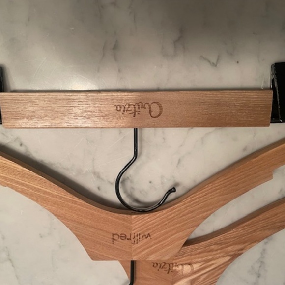 3x wooden Aritzia Hangers - Picture 5 of 5